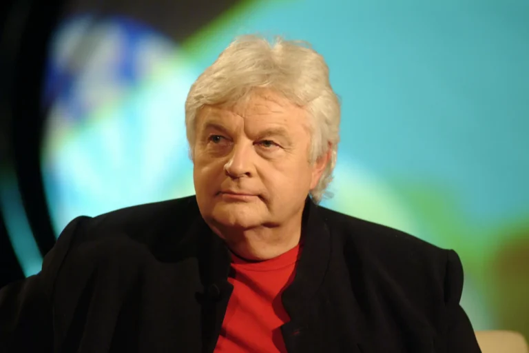 d14340081f1663506408f0271a0ed7091c61c7c3